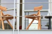 Proppy Chair