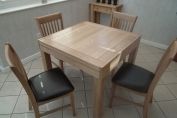 Cubist Oak Extending table with x4 Lincoln Oak Chairs